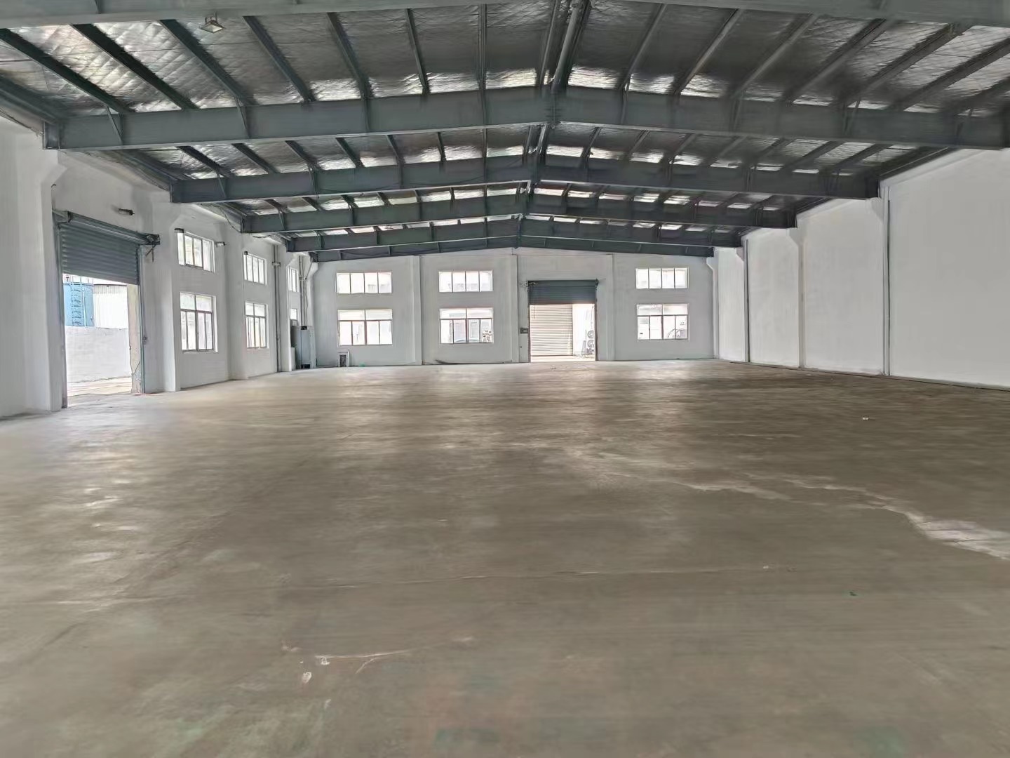 吴江524国道旁4000平米独栋单层标准厂房出租